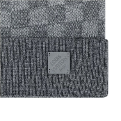 "LV" Beanie Grau